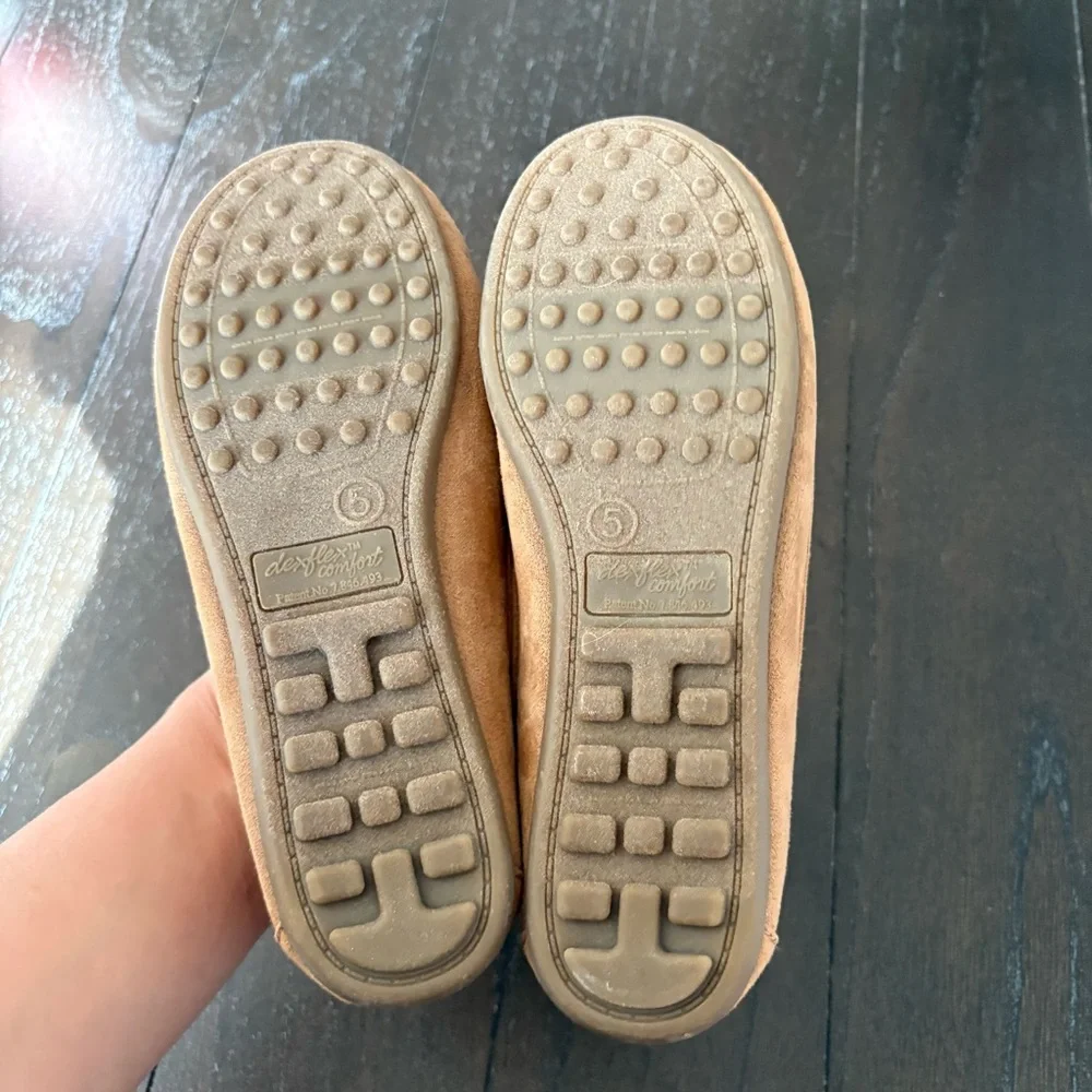 Dexflex Comfort Tan Faux Suede‎ Driving Loafer Moccasin Girls Size 5